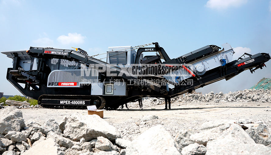 移動(dòng)反擊式破碎站 172722211589.jpg