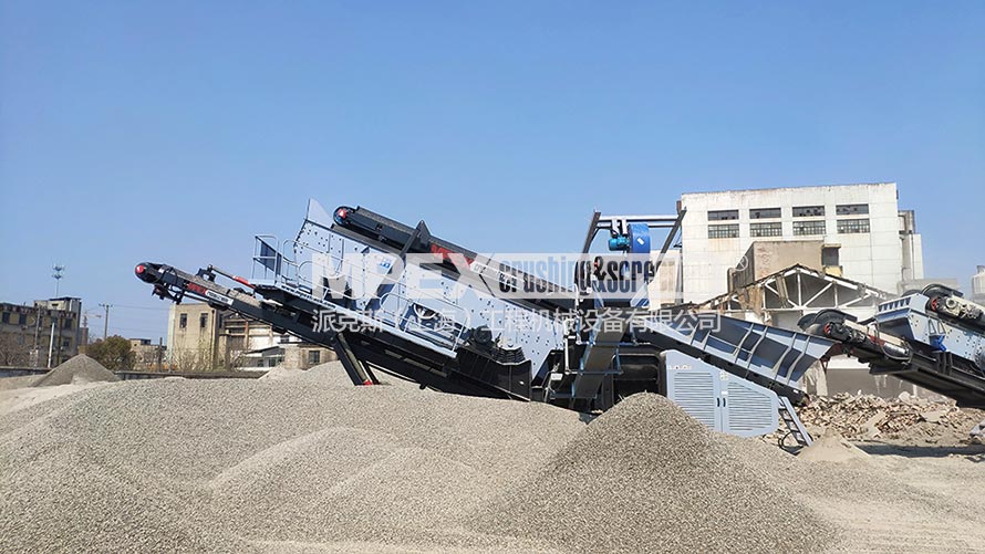 履帶式移動(dòng)反擊式破碎站 172803151766.jpg